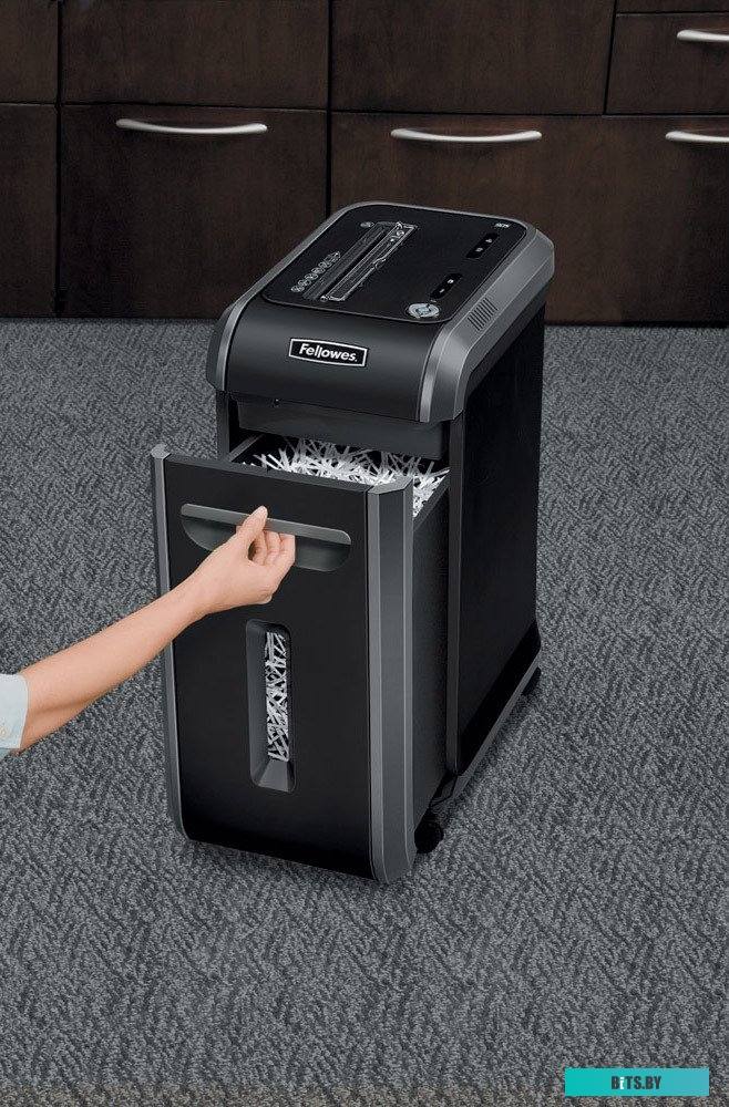 Шредер Fellowes® Powershred® FS-46910 99Ci, DIN P-4, 4х38 мм, 17 лст., 34 лтр., 100% Jam Proof™, SafeSense™, уничт.: скобы, пл.карты, скрепки, CD