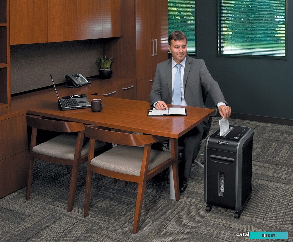 Шредер Fellowes® Powershred® FS-46910 99Ci, DIN P-4, 4х38 мм, 17 лст., 34 лтр., 100% Jam Proof™, SafeSense™, уничт.: скобы, пл.карты, скрепки, CD