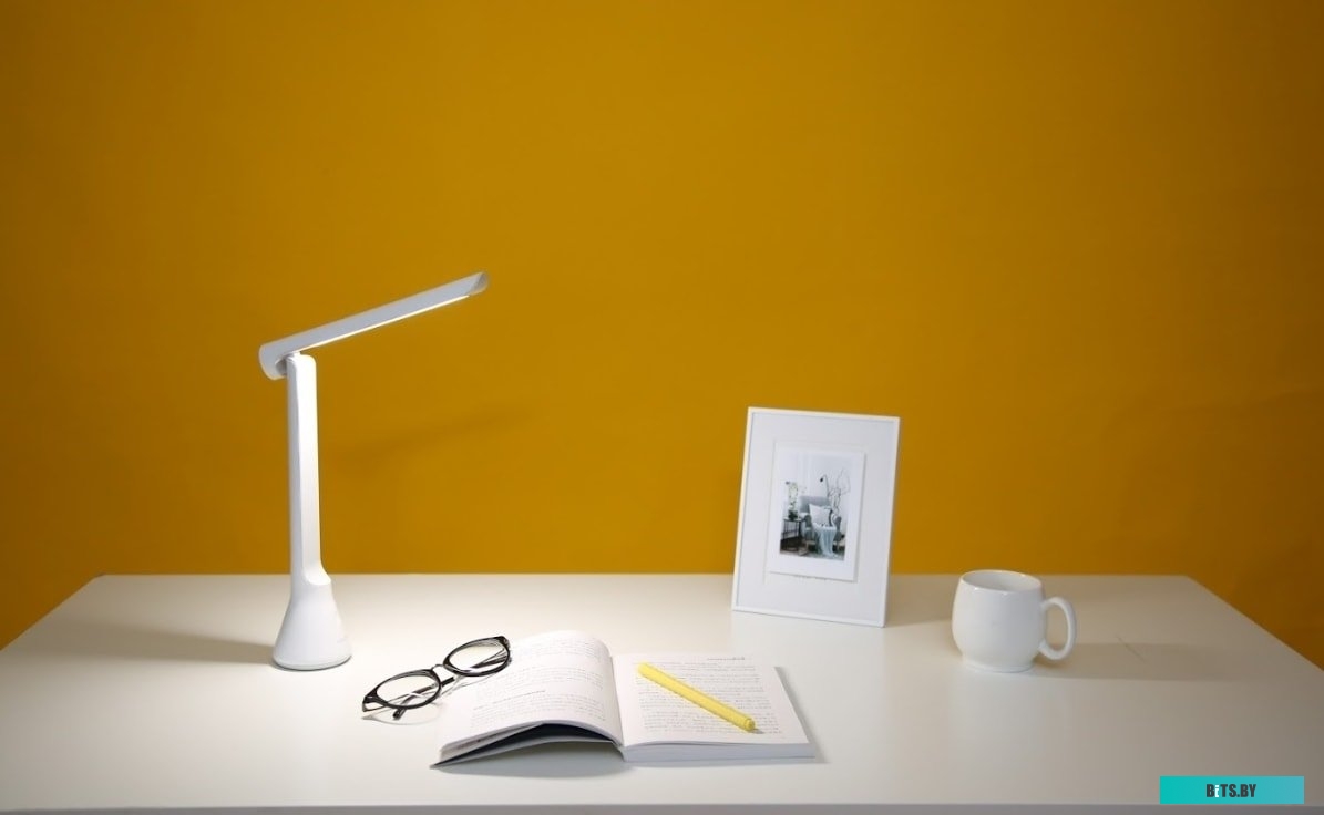 Настольная лампа Yeelight Folding Table Lamp YLTD11YL (белый)