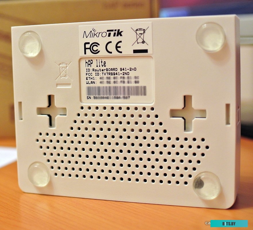 Беспроводной маршрутизатор Mikrotik hAP lite (RB941-2nD)