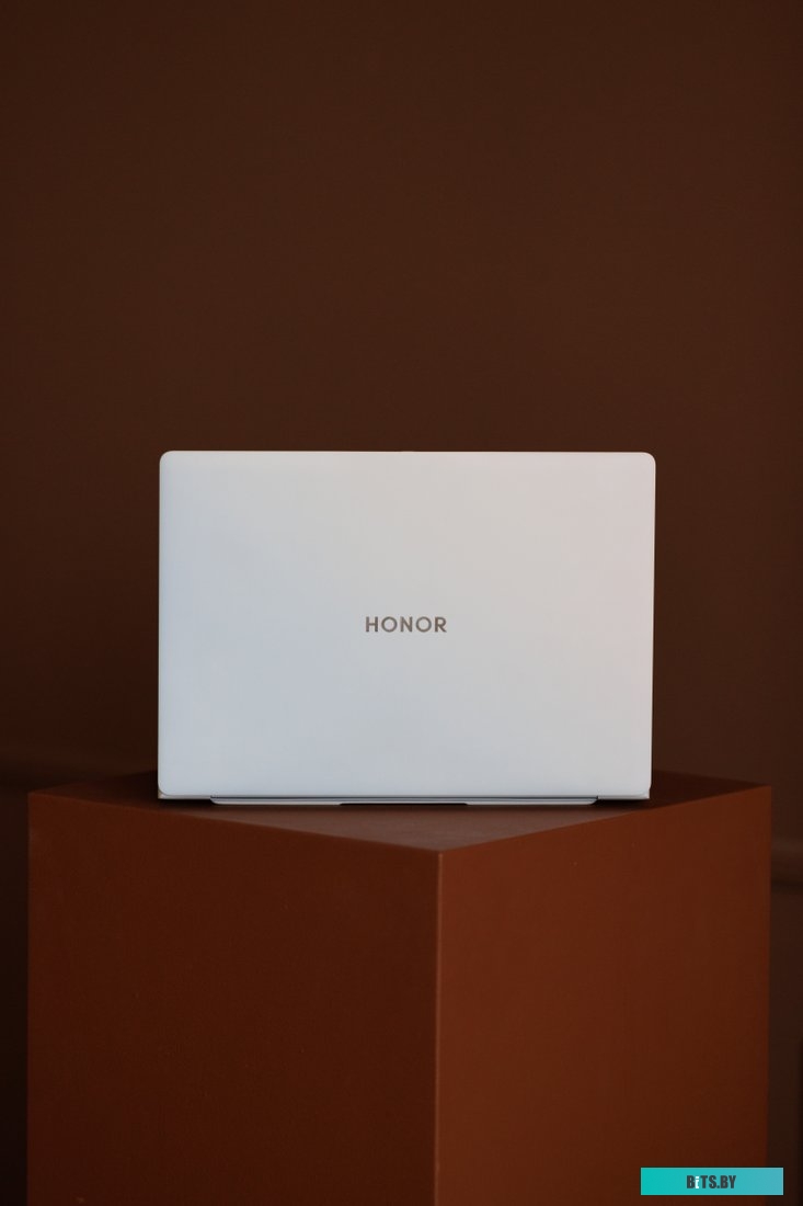 Ноутбук  MagicBook Art 14 2024 MRA-521 5301AKXJ