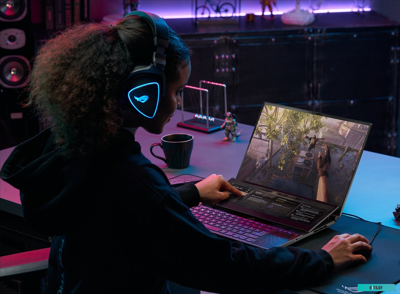 Рабочая станция ASUS ROG Zephyrus Duo 16 GX650RW-LO108X