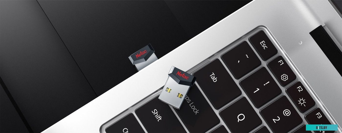USB накопитель (Флешка) Netac 32GB USB 2.0 FlashDrive Netac UM81 Ultra compact <NT03UM81N-032G-20BK>