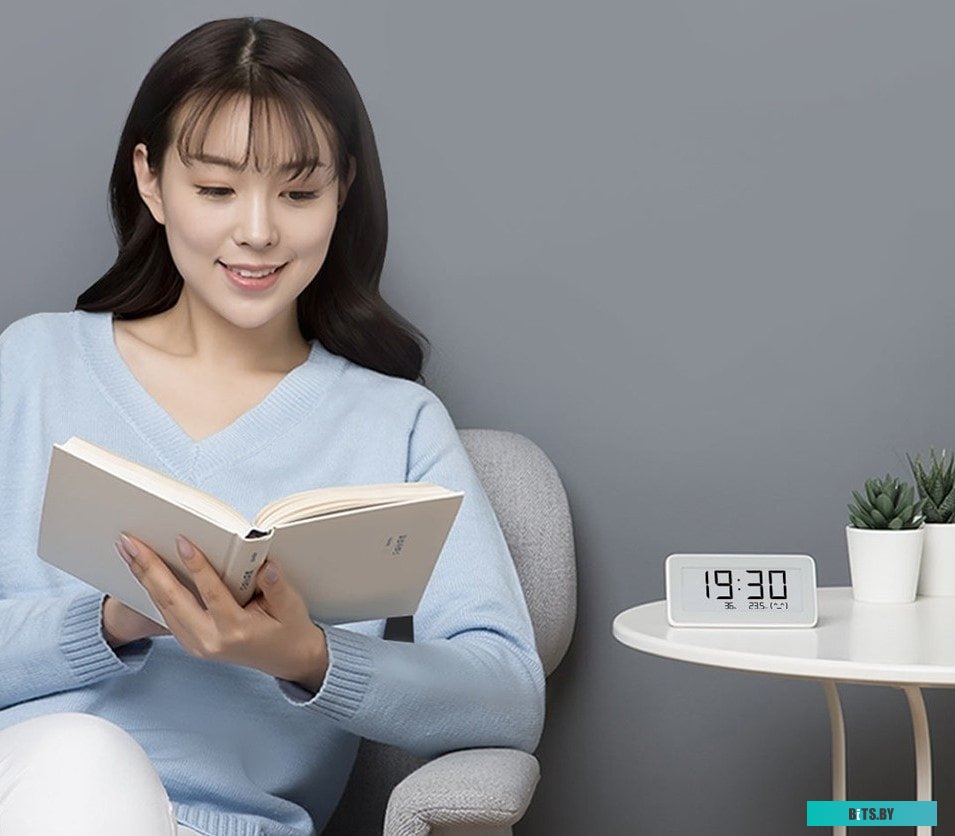 Термогигрометр Xiaomi Temperature and Humidity Monitor Clock LYWSD02MMC (международная версия) <BHR5435GL>