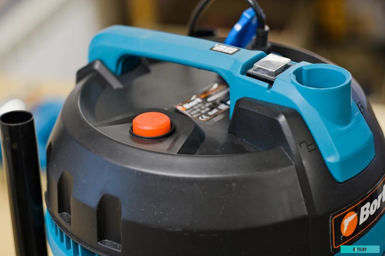 Пылесос Bort BSS-1530 Black <93412628>