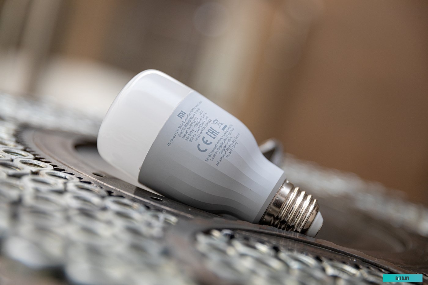 Светодиодная лампа Xiaomi Mi Smart LED Bulb Essential GPX4021GL