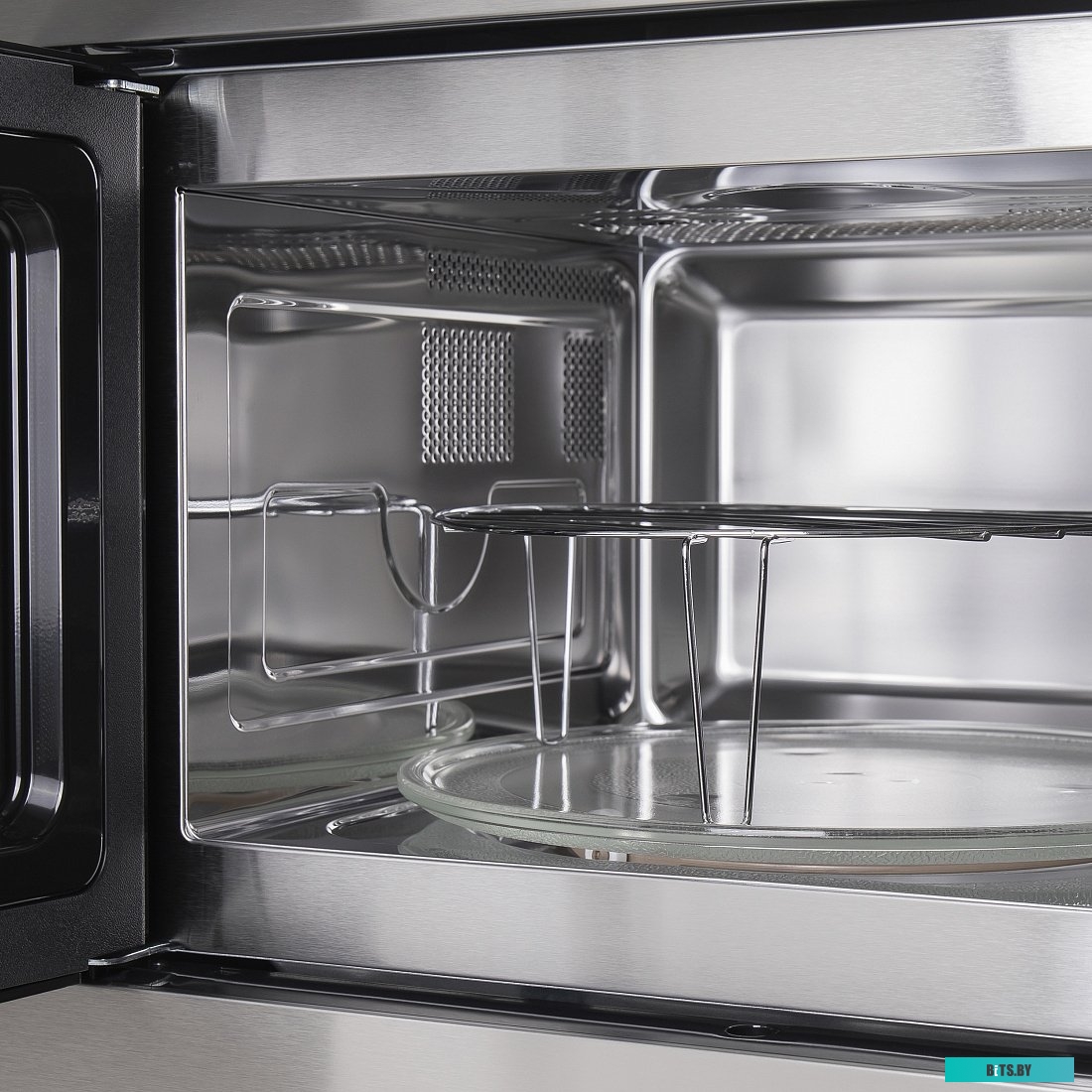 Микроволновая печь Maunfeld MBMO.25.8S <4640020990453>