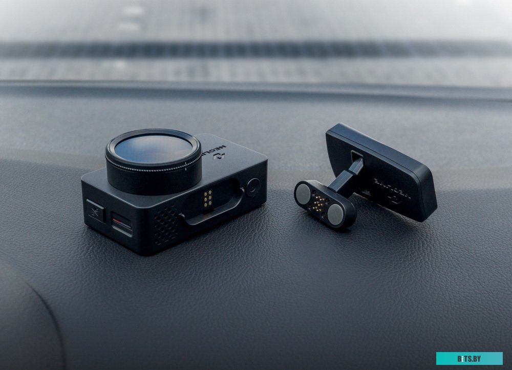 Видеорегистратор-GPS информатор (2в1) Neoline G-Tech X73
