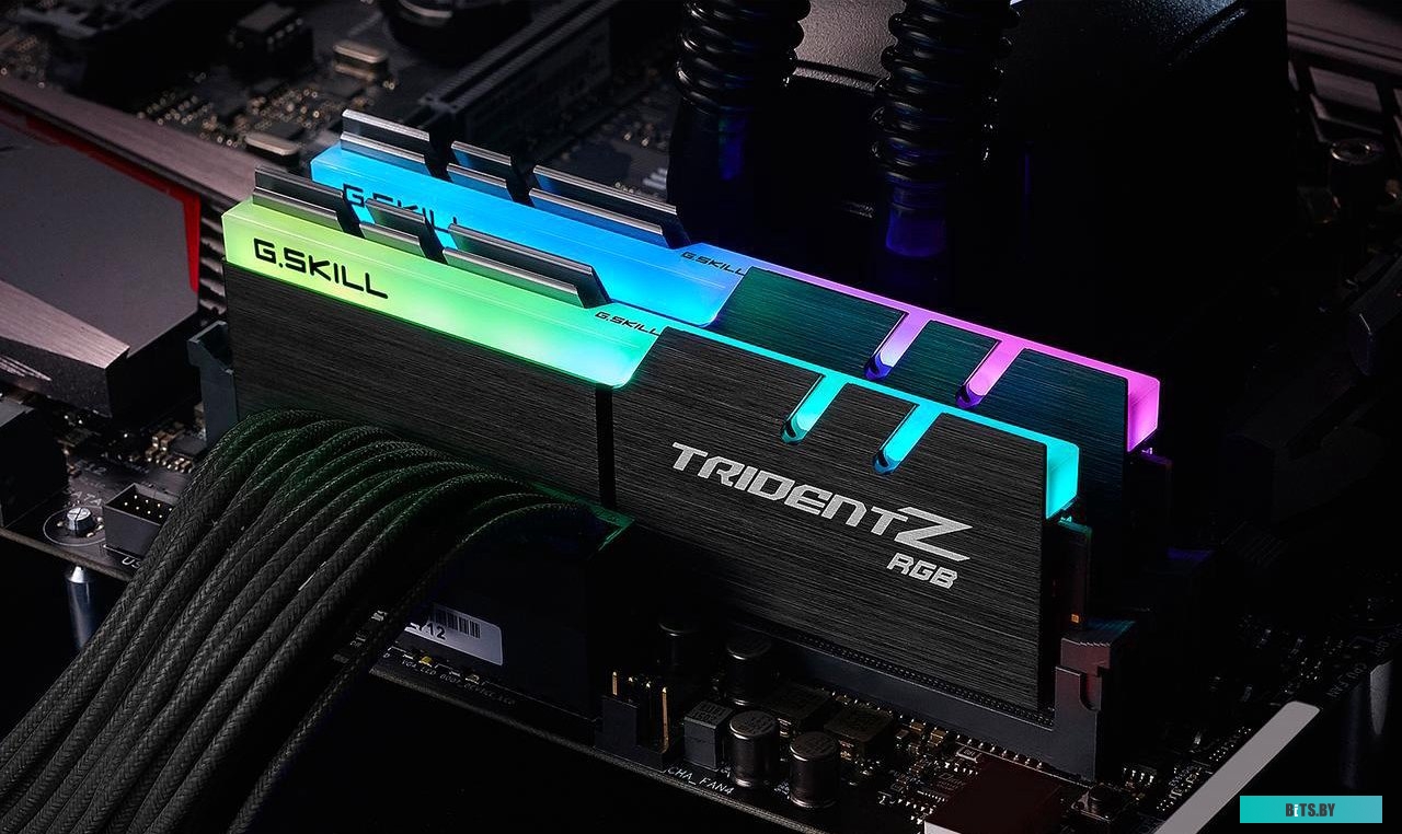 Оперативная память G.Skill Trident Z RGB 2x16GB DDR4 PC4-32000 F4-4000C18D-32GTZR