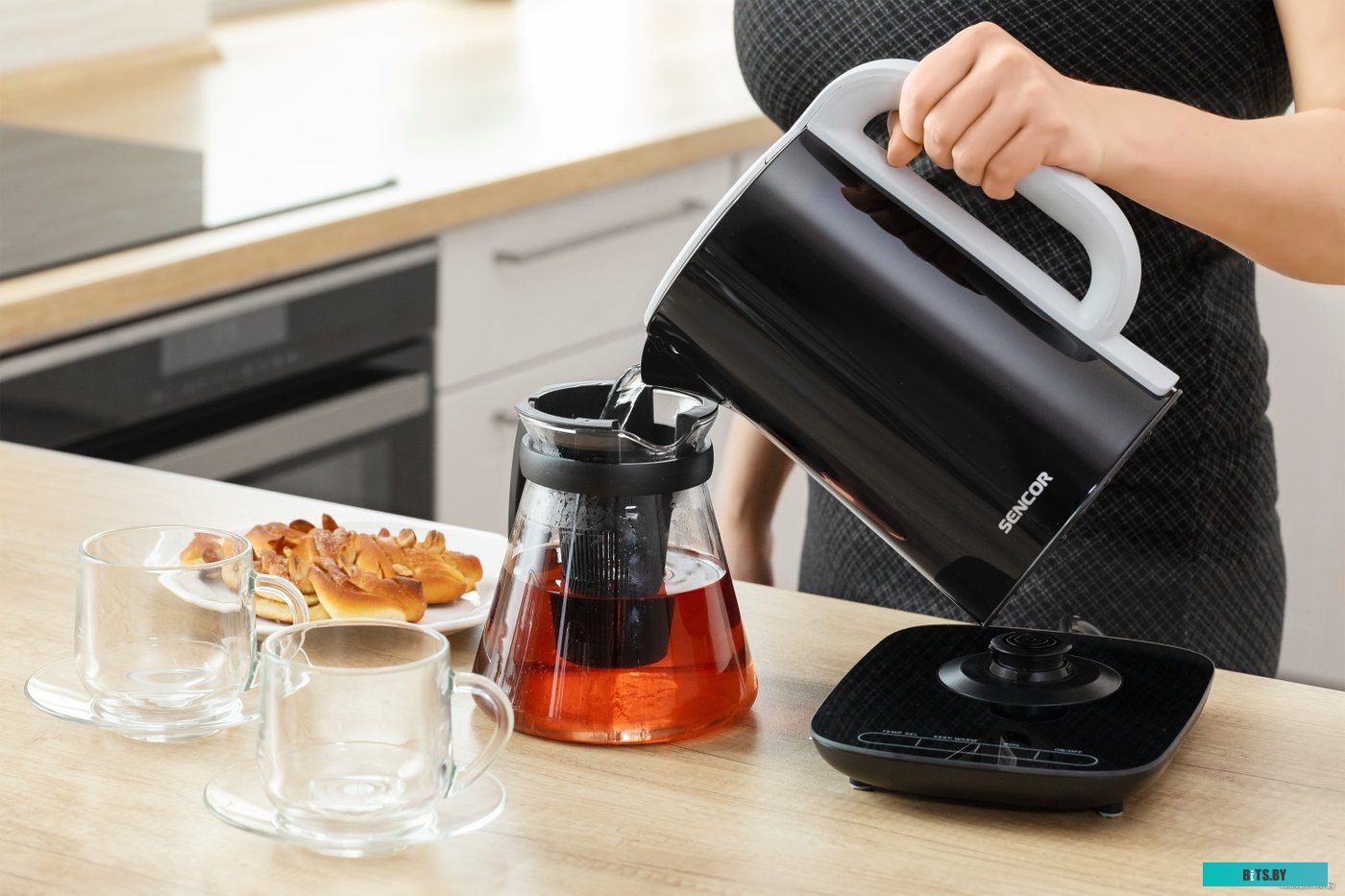 Электрочайник Sencor SWK 1592BK