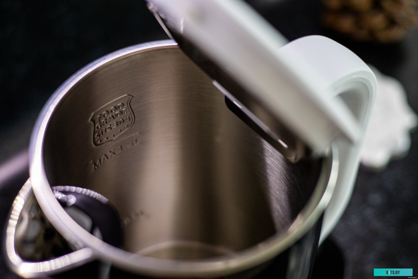 Электрочайник Sencor SWK 1592BK