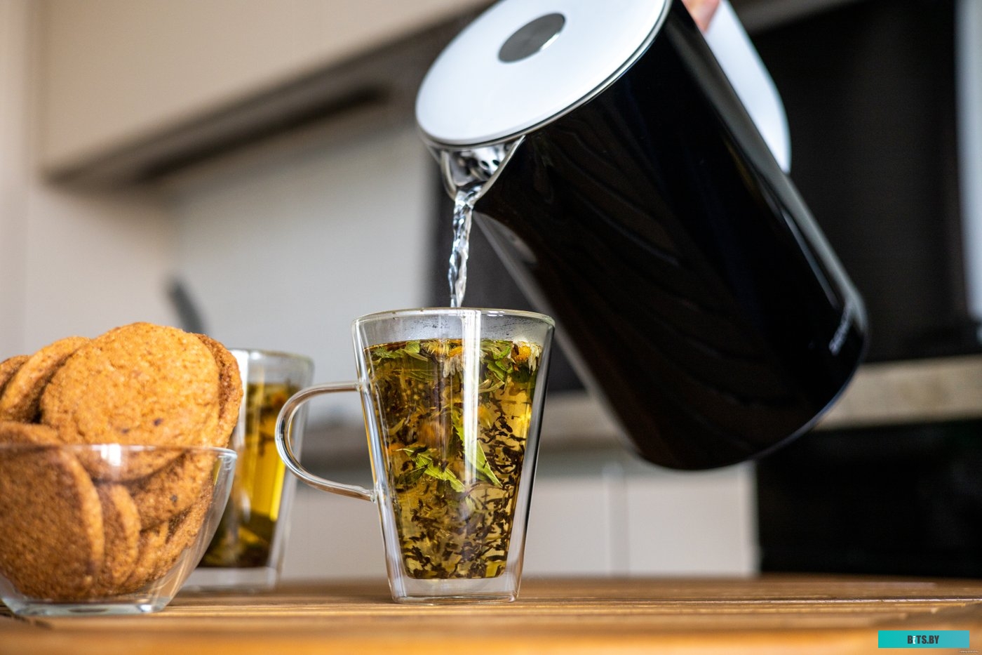 Электрочайник Sencor SWK 1592BK