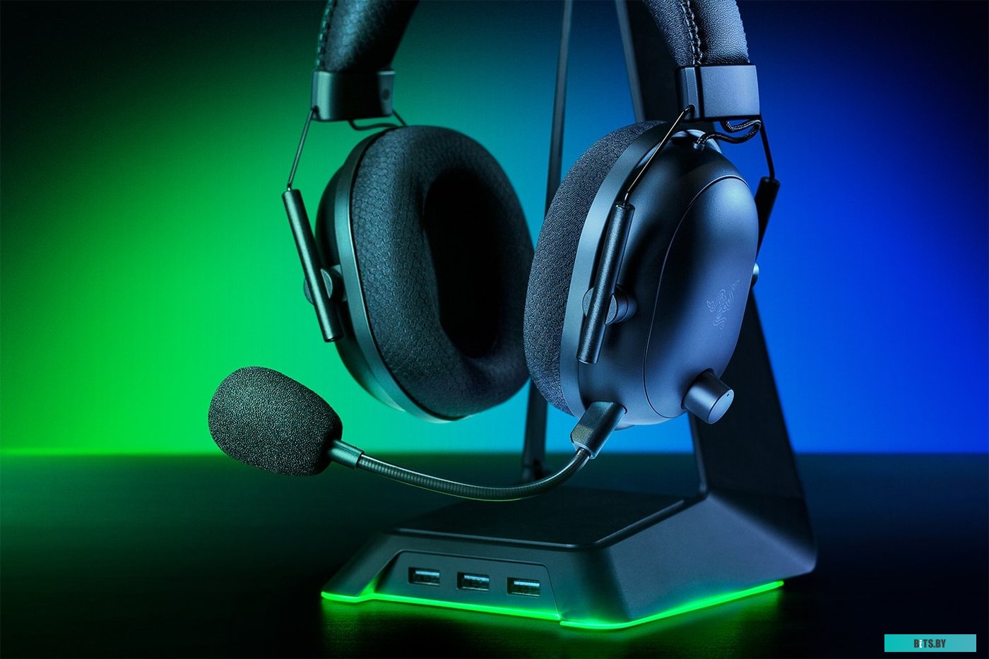 Наушники (Гарнитура) Razer Blackshark V2 Pro <RZ04-03220100-R3M1>