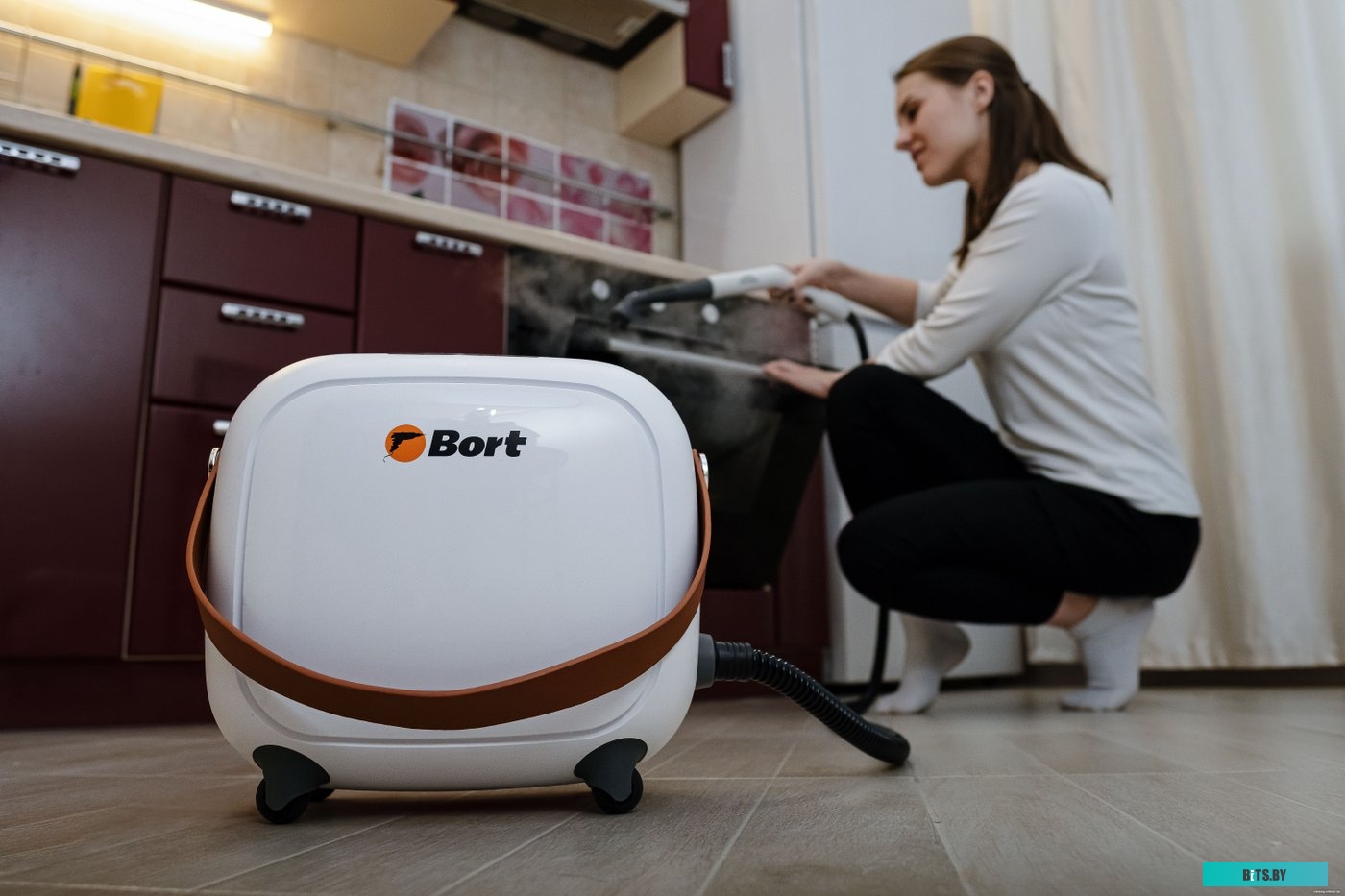 Пароочиститель Bort BDR-3000-RR <93722425>