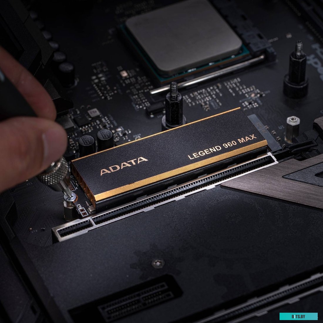 SSD Накопитель ADATA Legend 960 Max 4TB ALEG-960M-4TCS