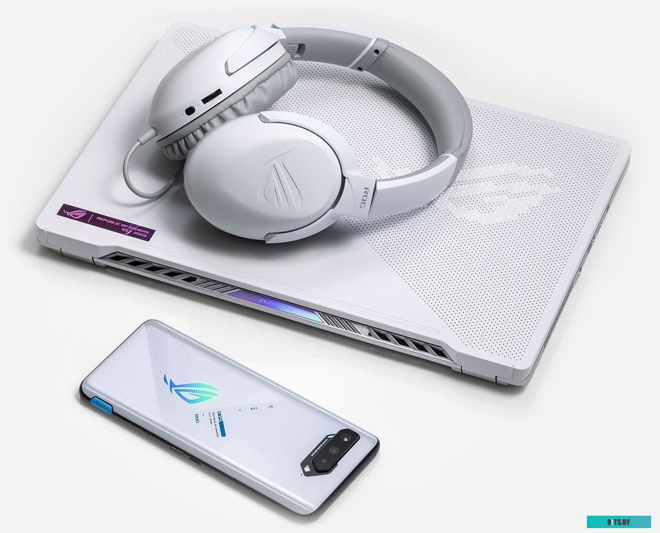 Наушники (Гарнитура) Asus ROG Strix Go Core Moonlight White <90YH0381-B1UA00>