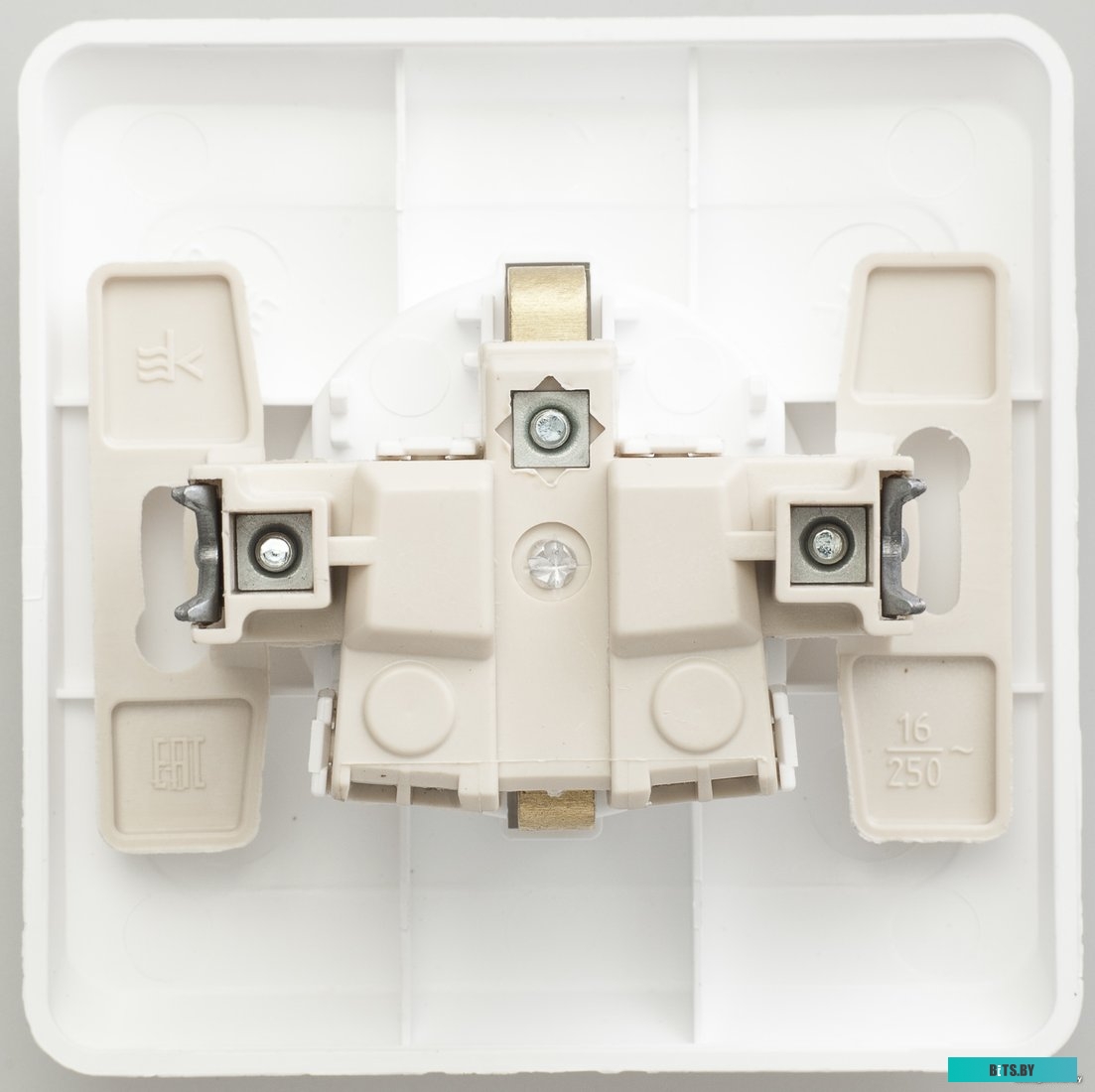 Розетка Schneider Electric Этюд PC16-004B