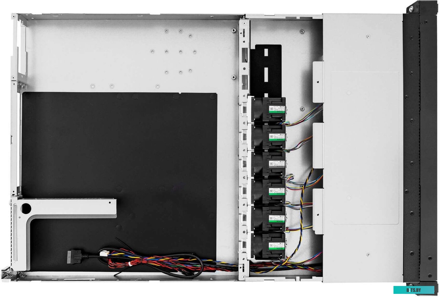 In Win IW-RS110-07 750W