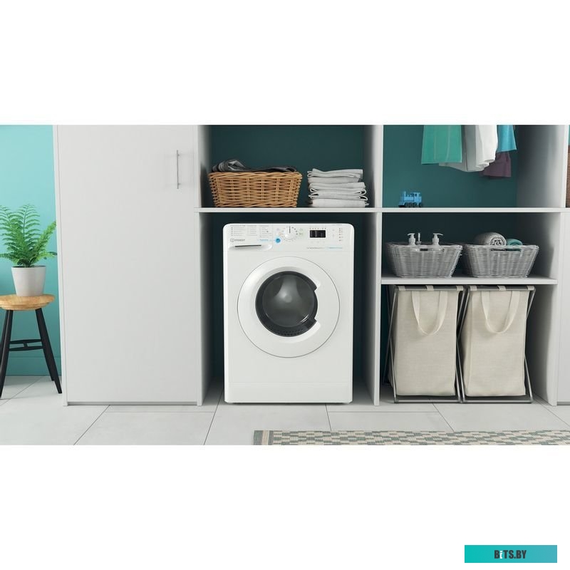 869991625620 Холодильник Indesit ITR 4160 W 2-хкамерн. белый