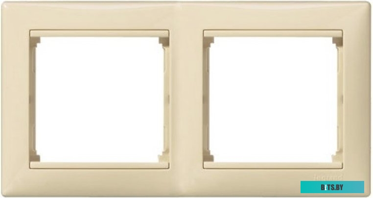 Розетка Legrand Valena 774352