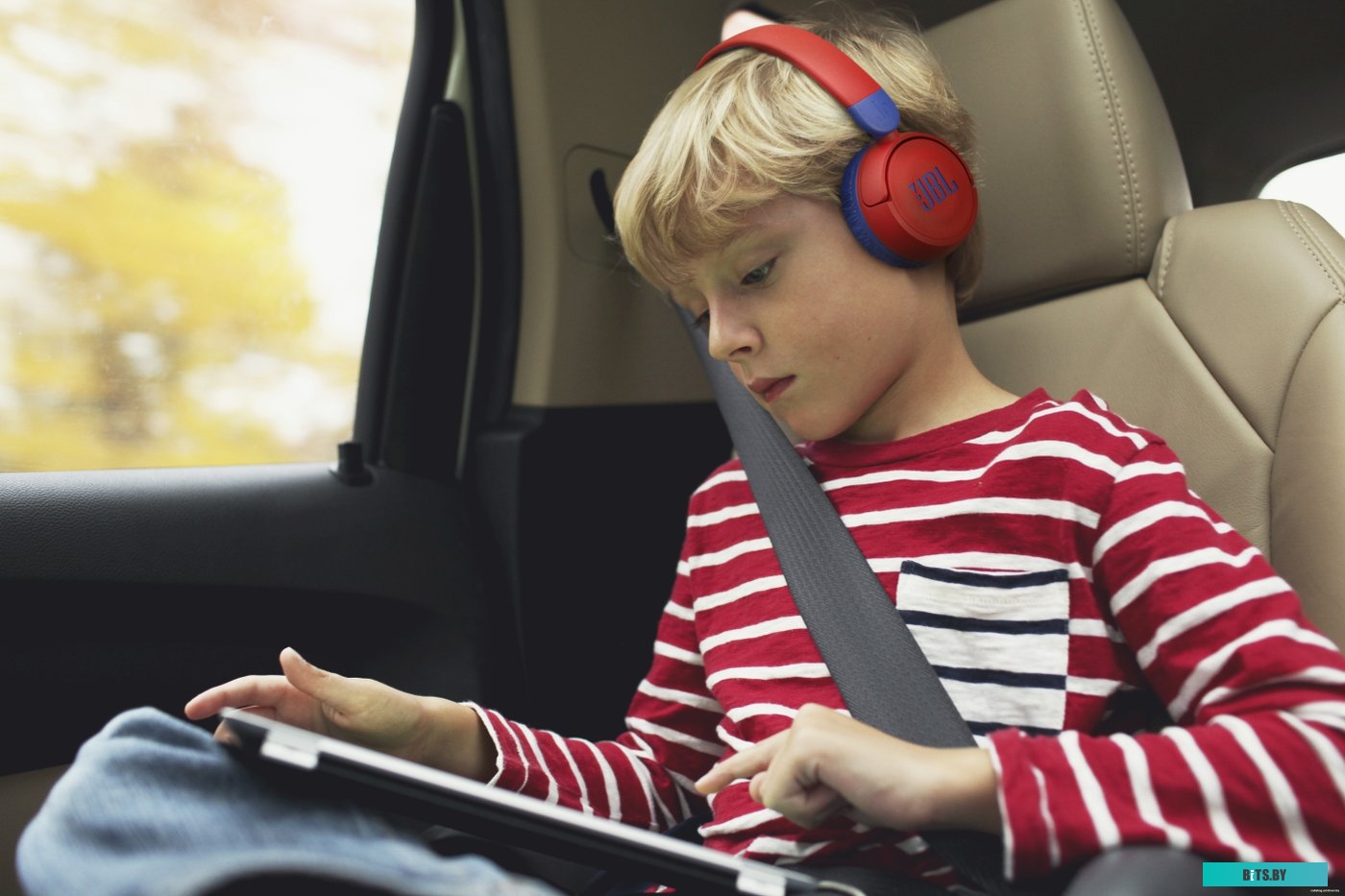 Наушники JBL JR310BT (красный/синий) <JBLJR310BTRED>
