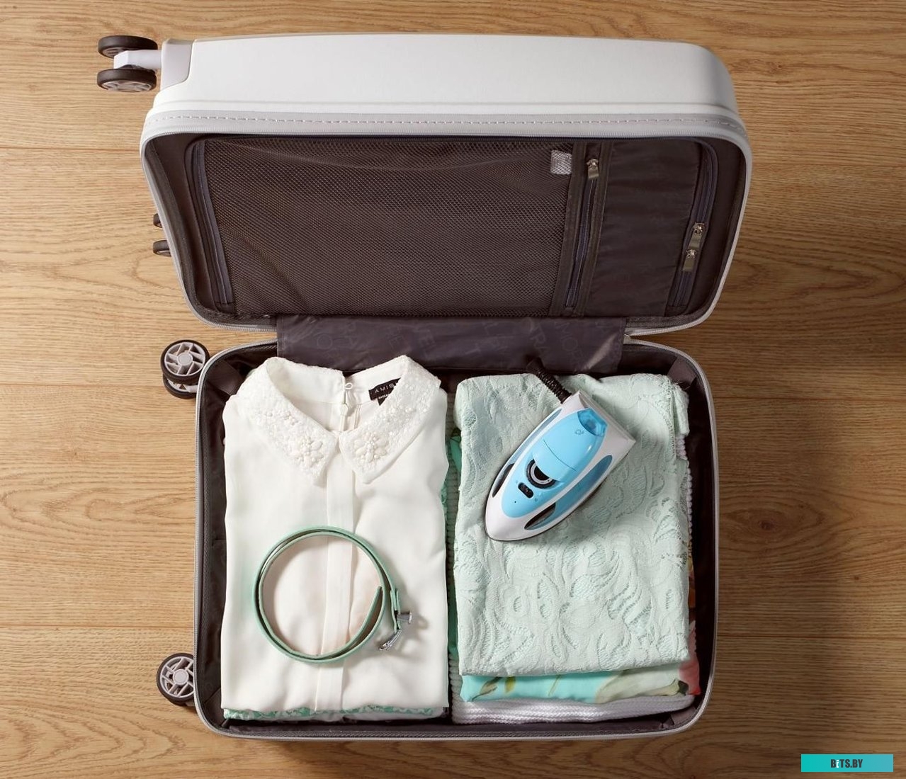 SIH1100TBT Утюг Gorenje SIH1100TBT 1100Вт голубой/белый