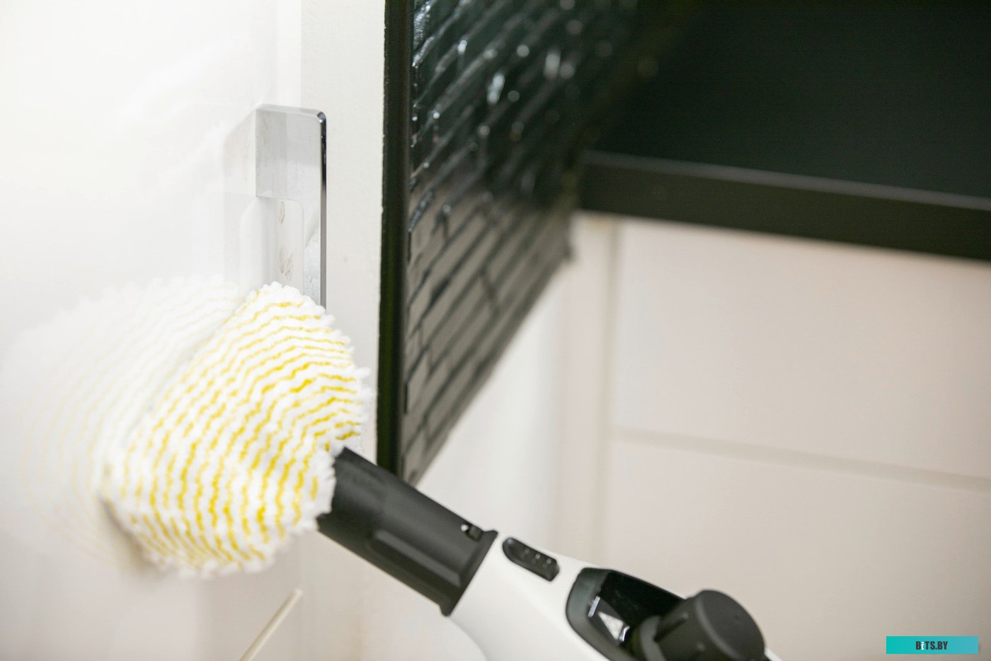 1.516-400.0 Пароочиститель ручной Karcher EasyFix SC 1 1200Вт белый