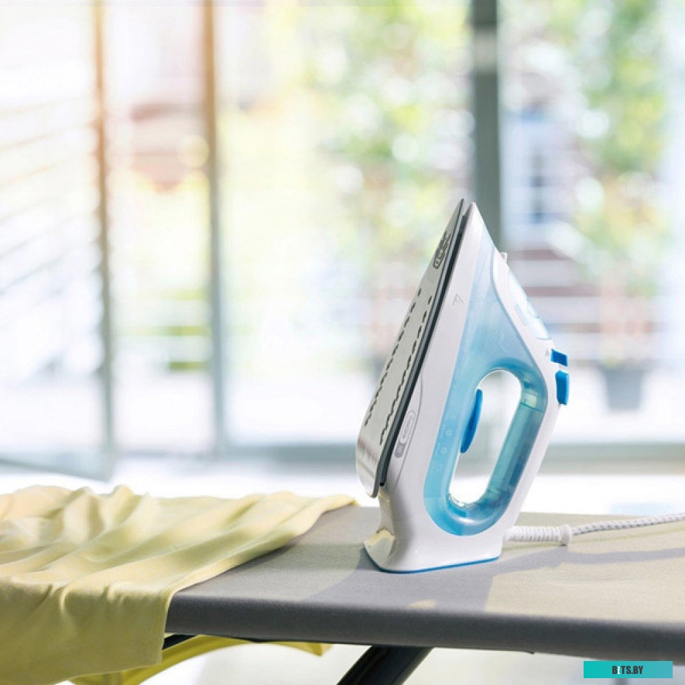 SI3053BL Утюг Braun SI3053BL 2400Вт голубой/белый