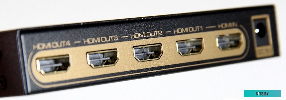 Разветвитель Vcom DD424