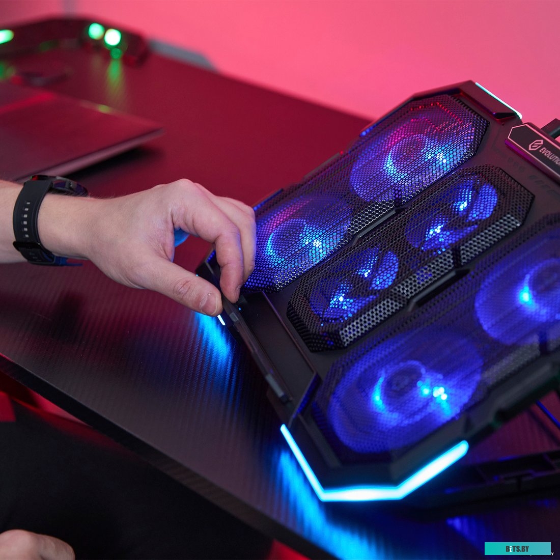 Подставка для ноутбука EVOLUTION LCS-08 RGB 4812755006741