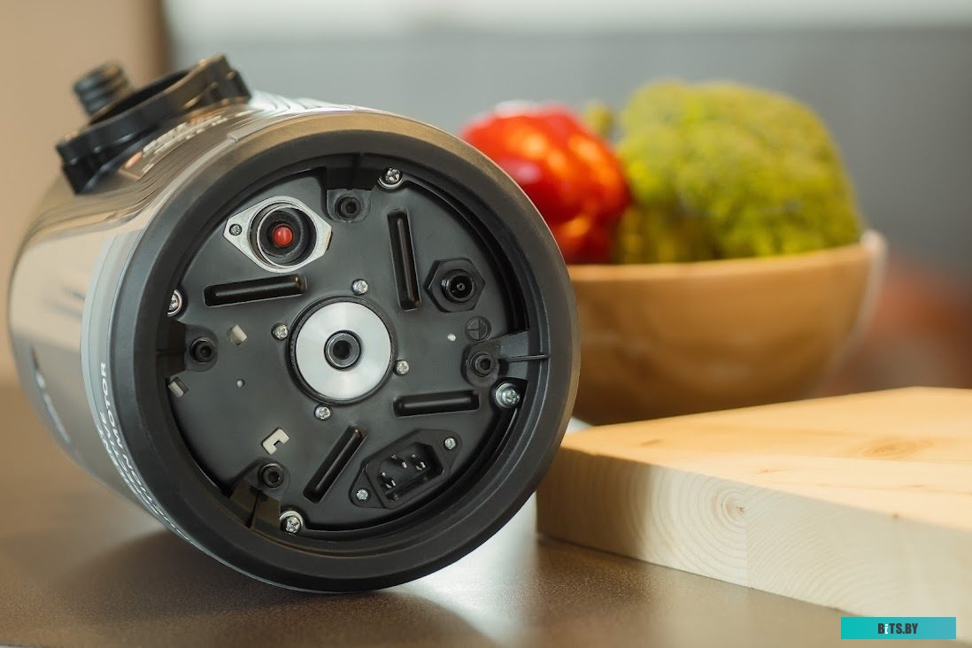 93410761 Измельчитель пищевых отходов Bort Alligator Plus 750Вт черный [93410761]