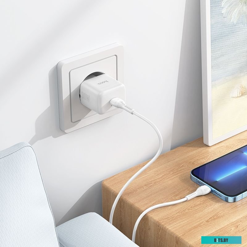 6931474739414 Внешний аккумулятор 30000mAh HOCO J73, чёрный 6931474739414 (входы- microUSB, Type-C, Lightning, выходы: 2*Type-A (5В /2А)