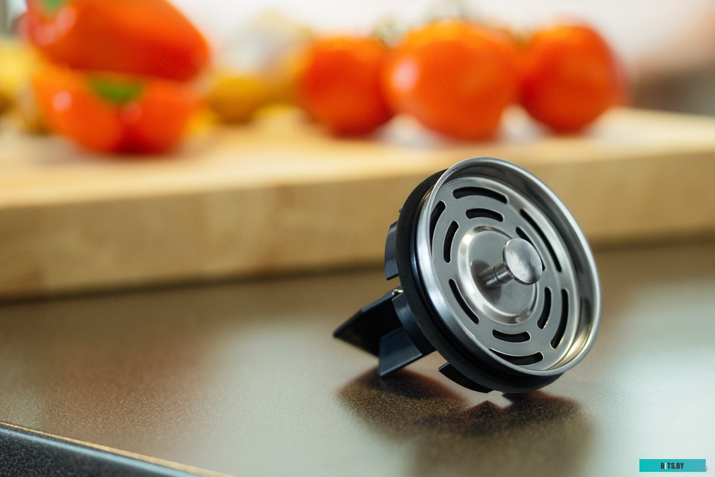 91275783 Измельчитель Bort Titan 5000 560Вт черный