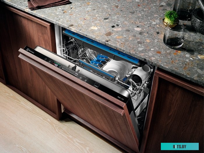 EEM48321L Посудомоечная машина встраив. Electrolux EEM48321L полноразмерная