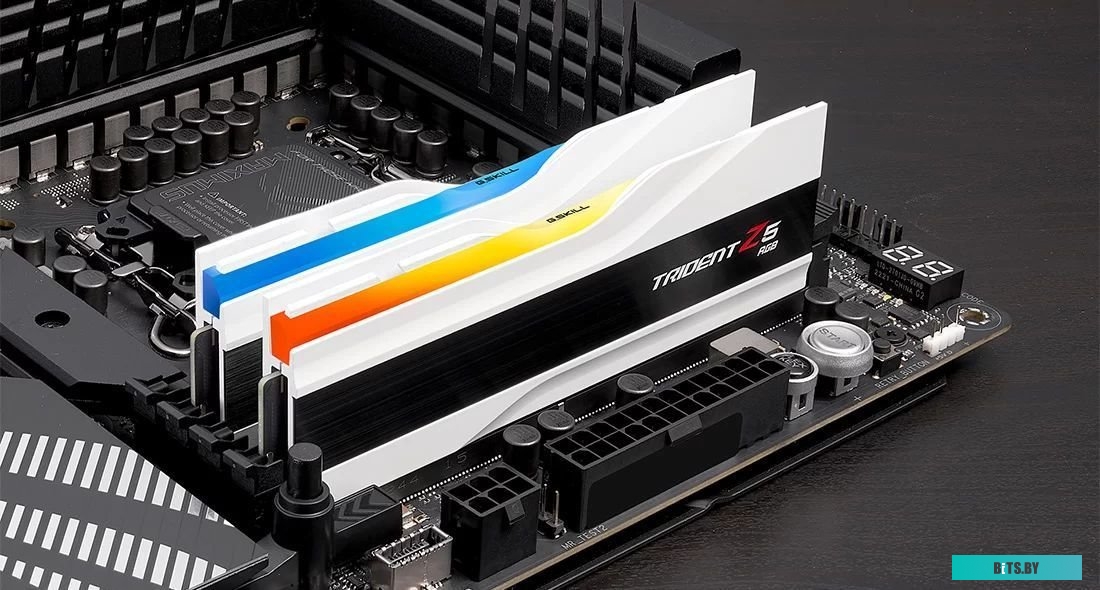 Оперативная память G.Skill Trident Z5 RGB F5-6400J3239G32GX2-TZ5RW