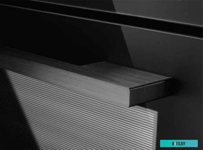 KOEAP31WT Встраиваемые электрические духовки ELECTROLUX/ Духовой шкаф SenseCook, основной цвет - матовый черный, сенсорный цветной дисплей Dynamic Tou