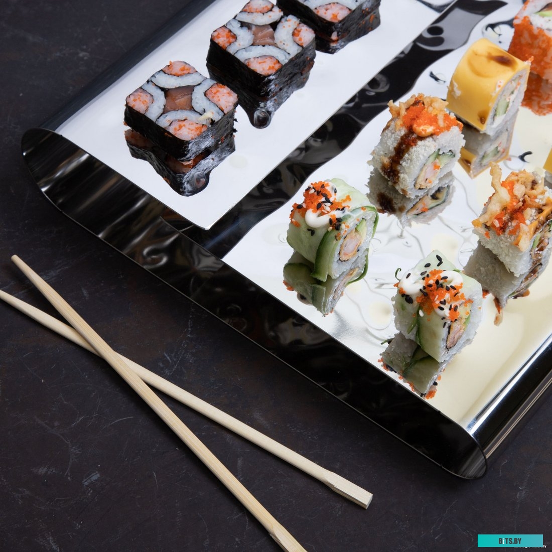 КТ-930 Пароочиститель ручной Kitfort КТ-930 900Вт черный/фиолетовый