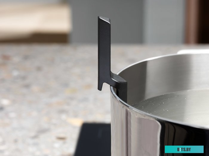 EIS8648 Индукционная варочная поверхность Electrolux EIS8648 черный