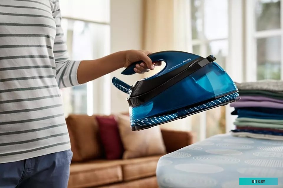 Утюг Philips PerfectCare Compact GC7846/80