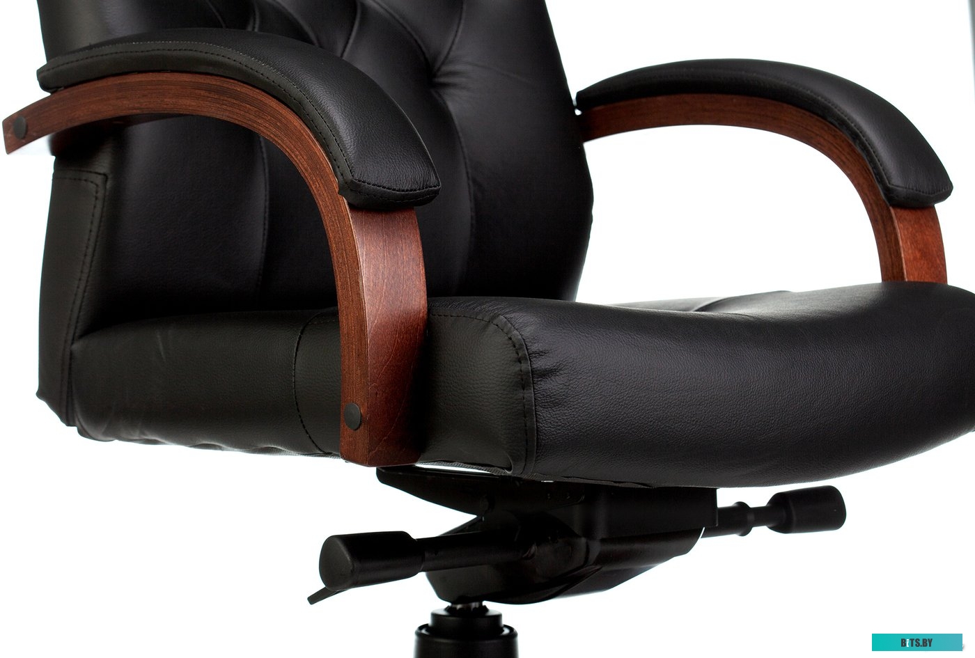 Офисное кресло (Стул) Бюрократ T-9928WALNUT (черный) <T-9928WALNUT/BLACK>