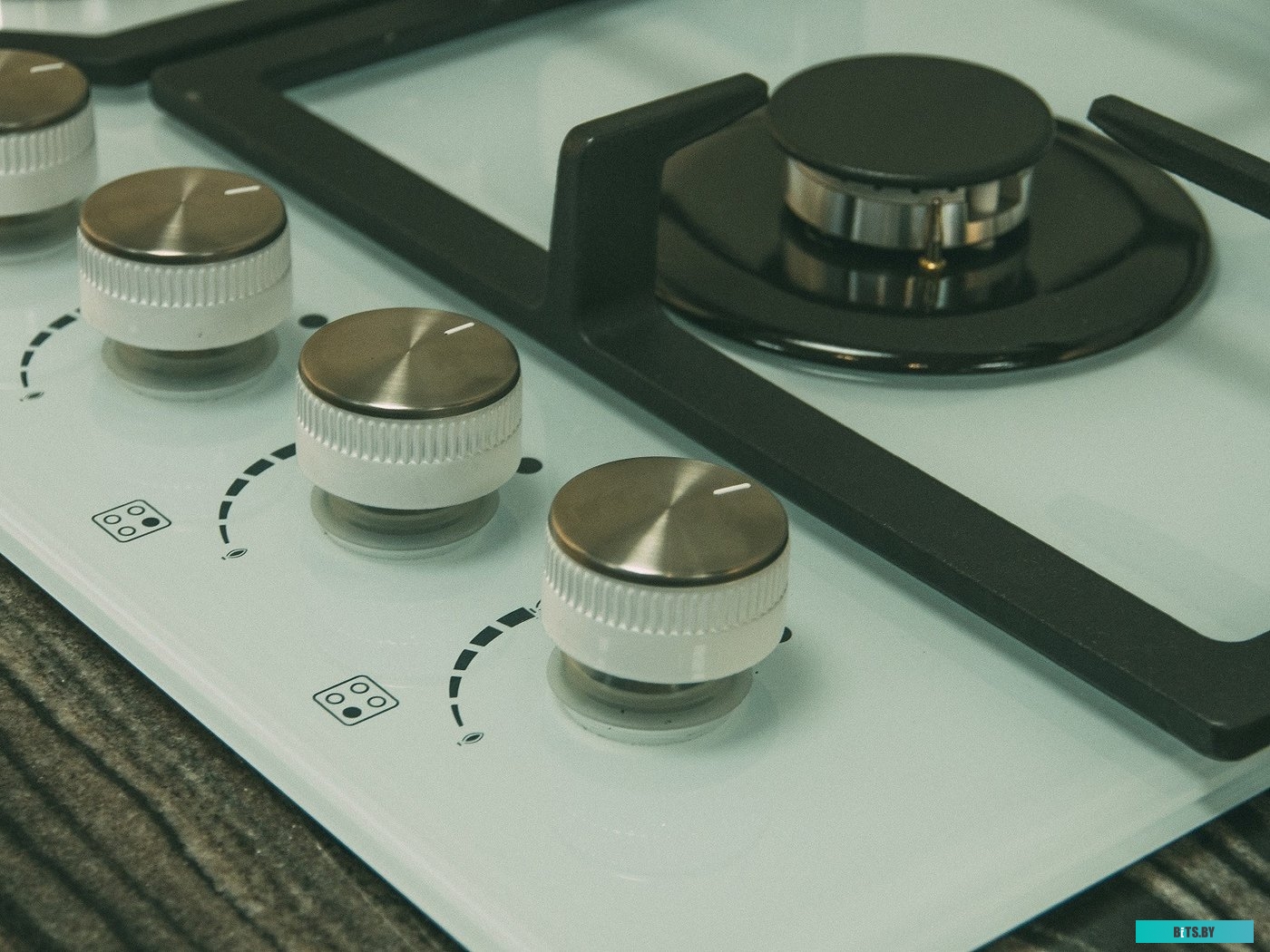 CHAO000210 Газовая варочная поверхность Lex GVG 640-1 WH белый