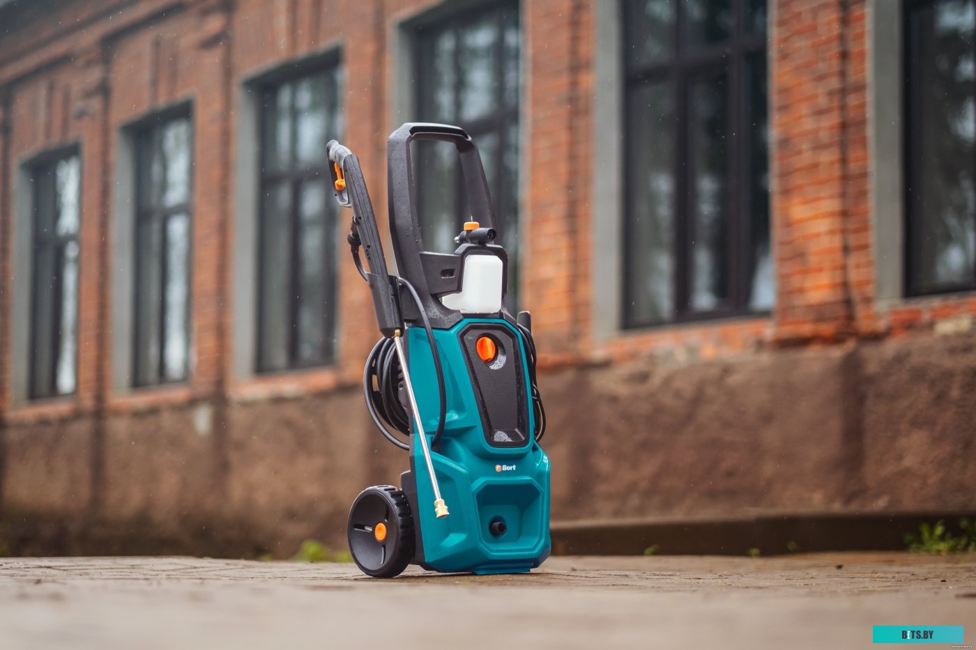 93416114 Мойка высокого давления Bort BHR-2700-R [93416114]