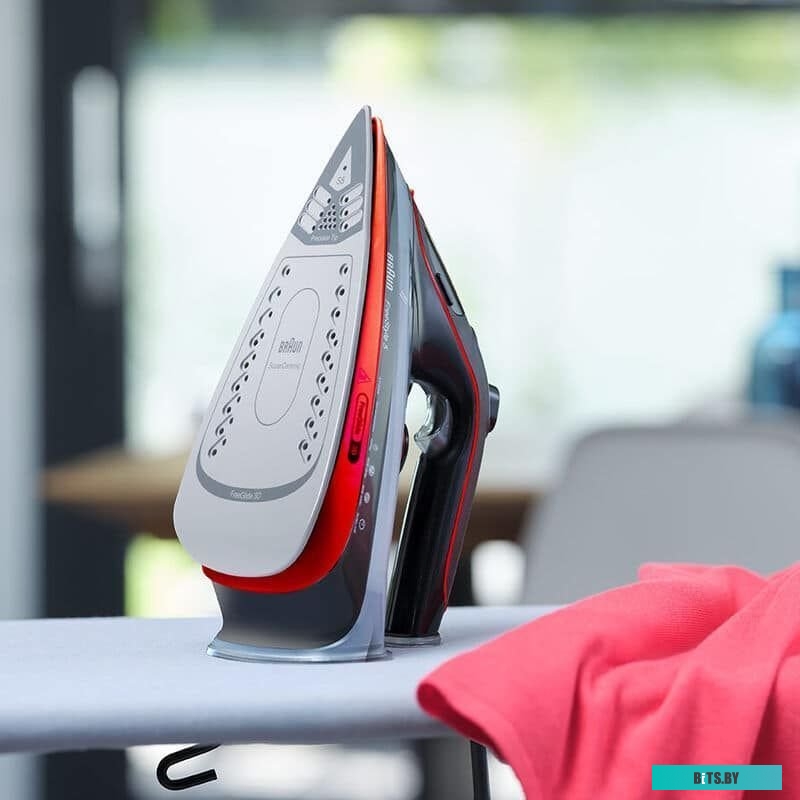 SI5057RD Утюг Braun SI5057RD 2700Вт красный/черный