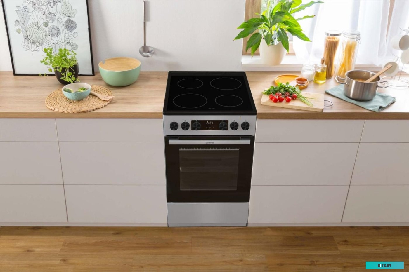 GEC5C41SG Электрическая плита Gorenje GEC5C41SG,  стеклокерамика,  без крышки,  серый