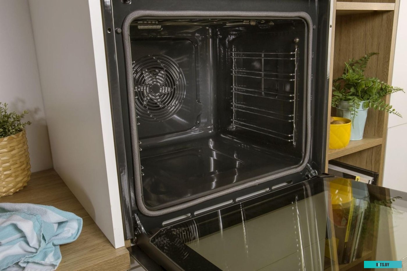 BPS6737E14BG Духовой шкаф Электрический Gorenje BPS6737E14BG черный