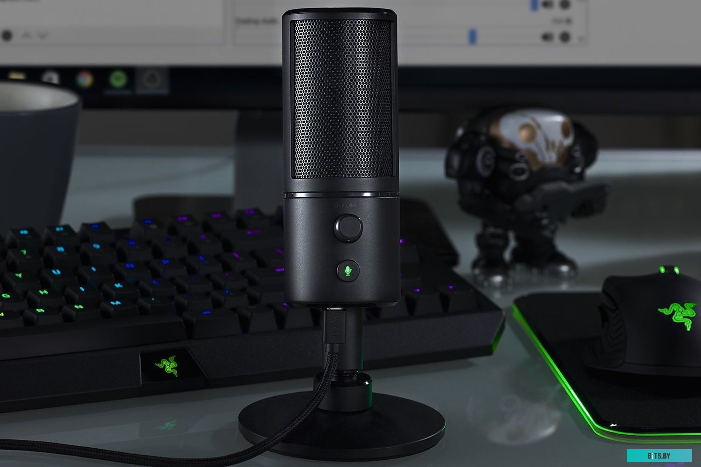 Микрофон Razer Seiren X (черный) <RZ19-02290100-R3M1>