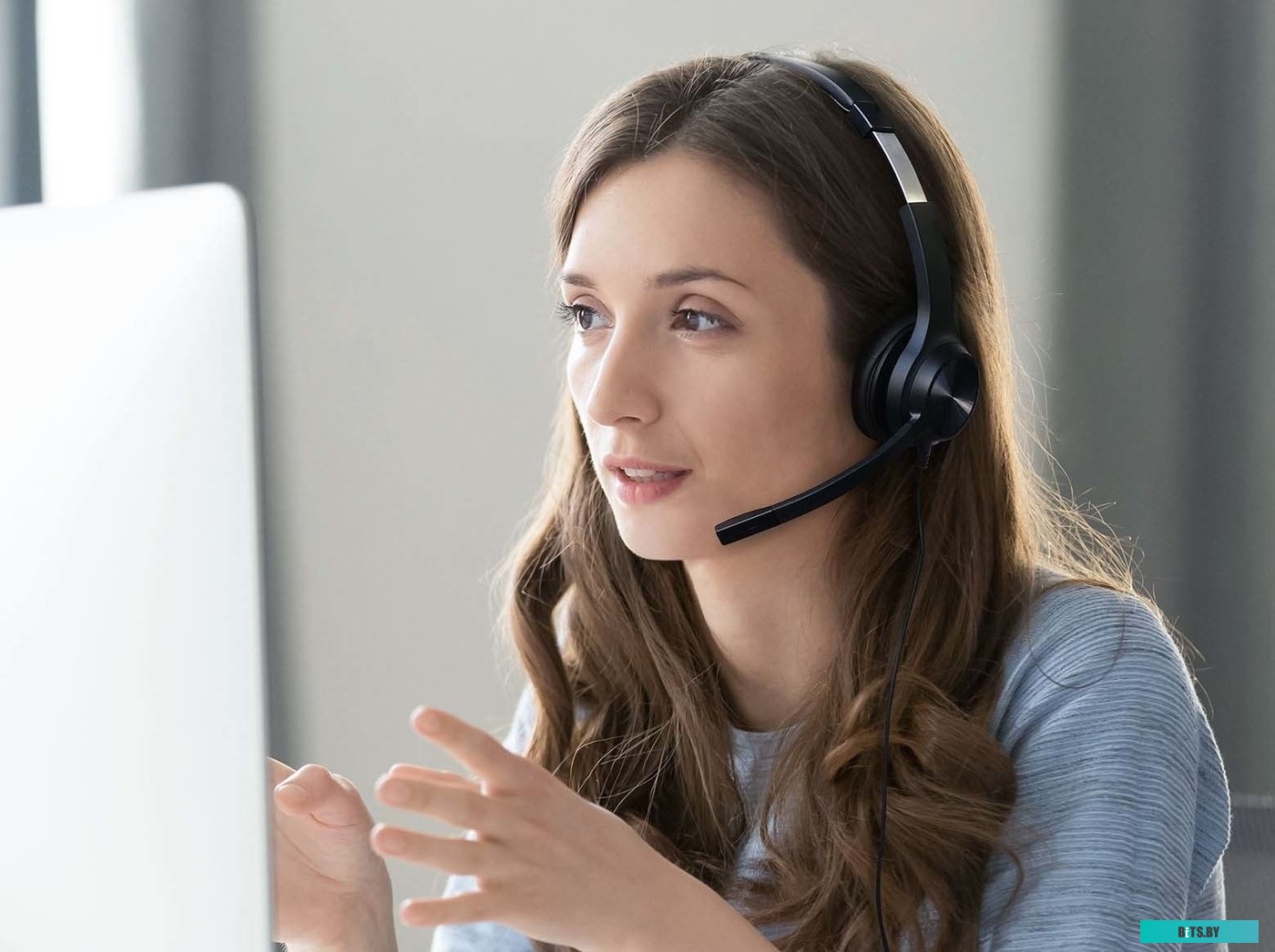 51EF0980AA000 Headset Creative Chat USB