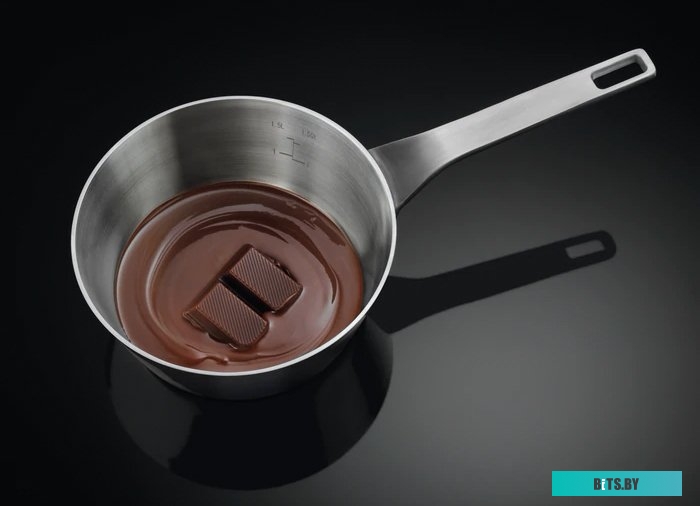 EIV654 Индукционная варочная панель Electrolux EIV654,  независимая,  черный