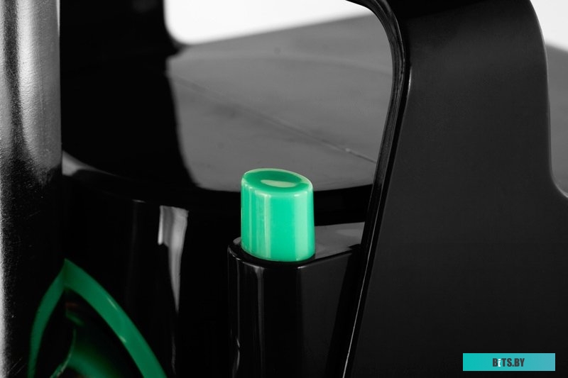 SMG4480 Мясорубка STARWIND SMG4480,  темно-серый / бирюзовый