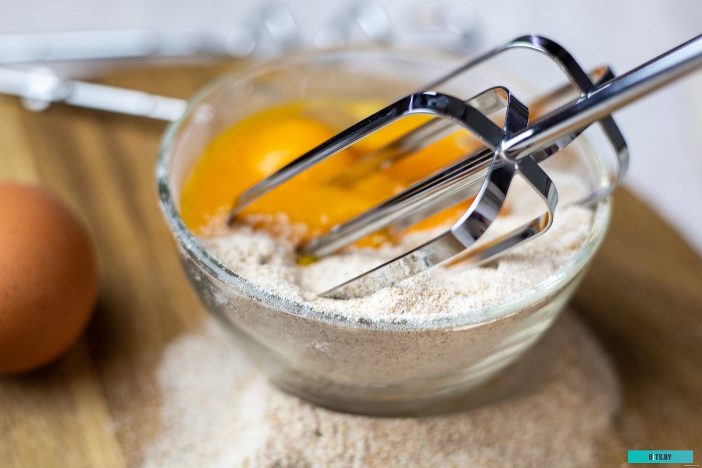 SHM 5206WH-EUE3 Миксер Sencor SHM 5206 WH